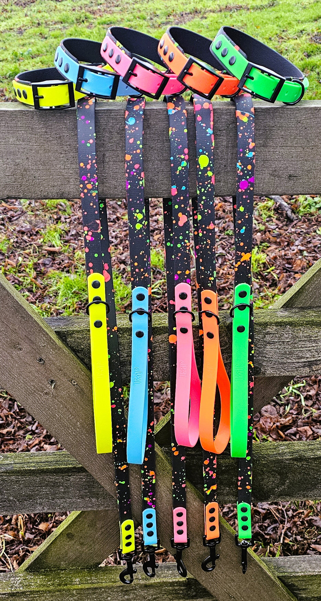 Neon Pink - Waterproof BioThane© Splatter Dog Lead - Neon Collection