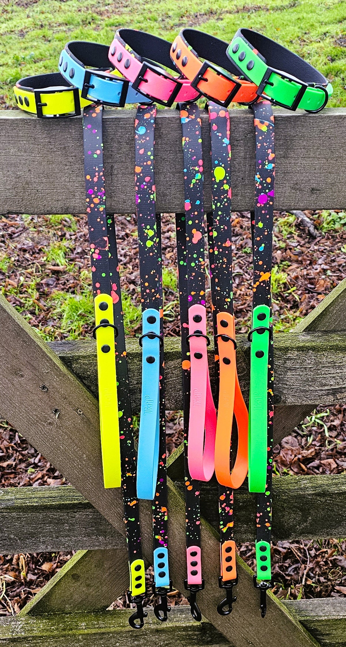 Neon Pink - Waterproof BioThane© Splatter Dog Lead - Neon Collection