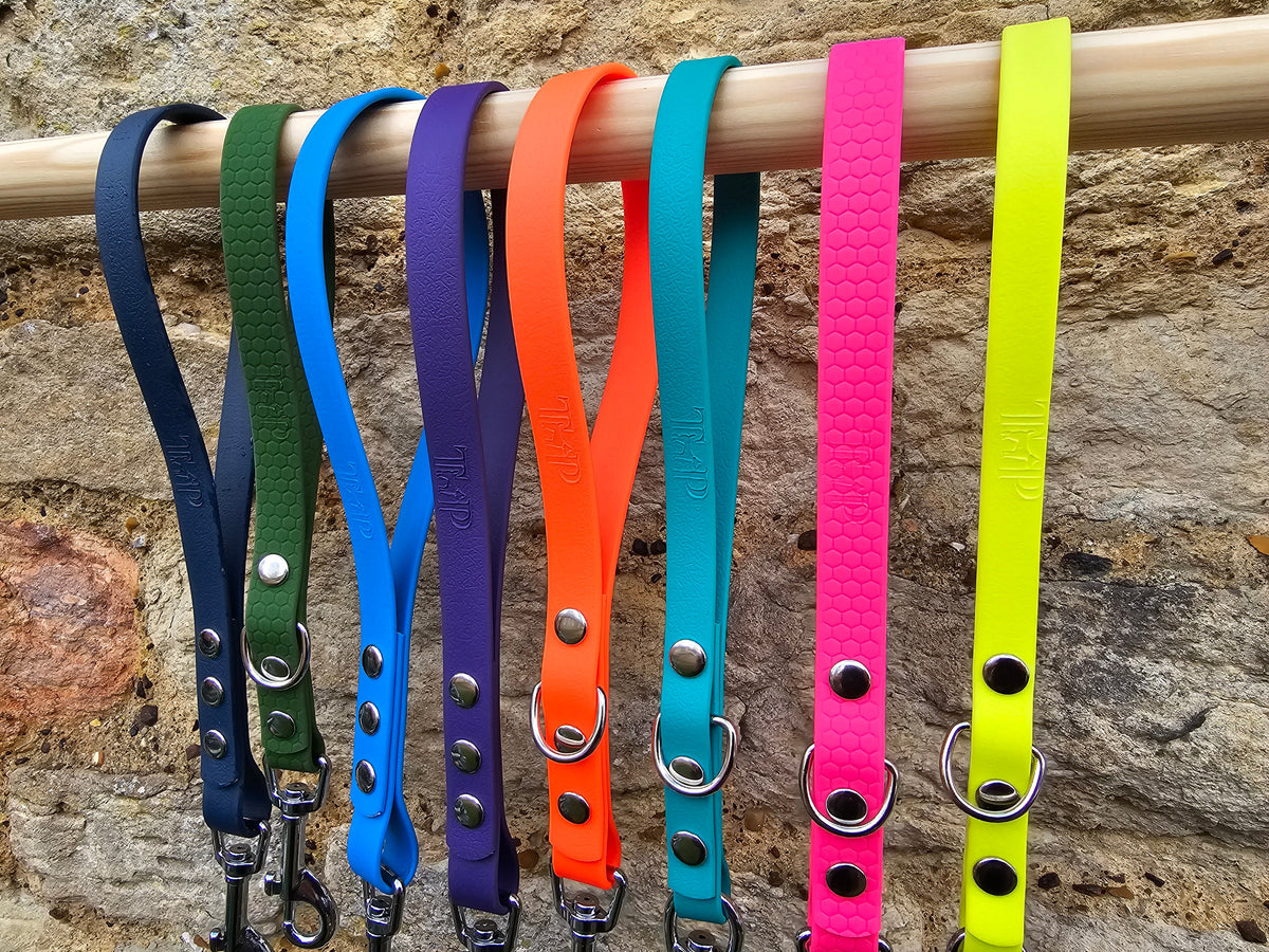 Olive - Classic Waterproof Webbing Short Dog Control Lead / Dog Traffic Handle